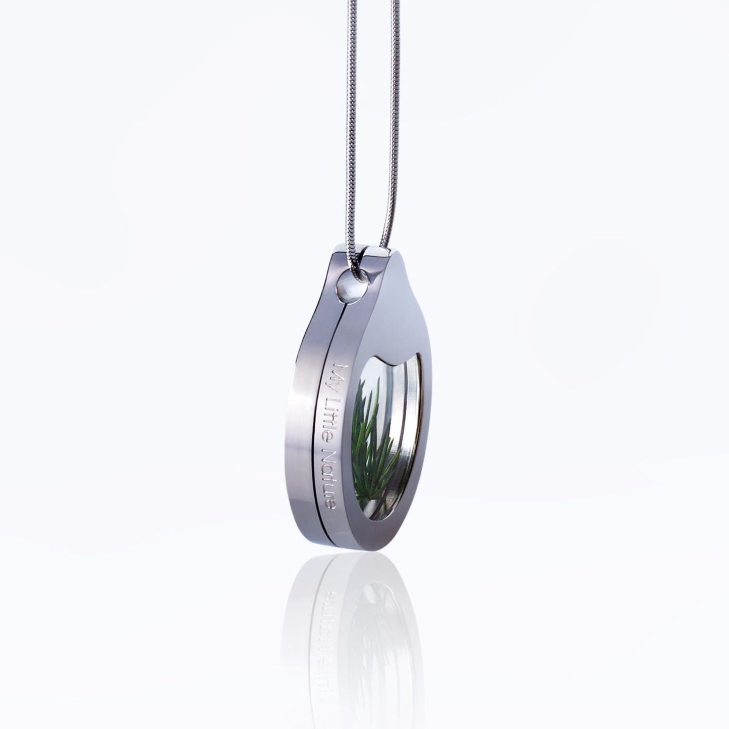 Designer Necklace With Natural Pine Needles