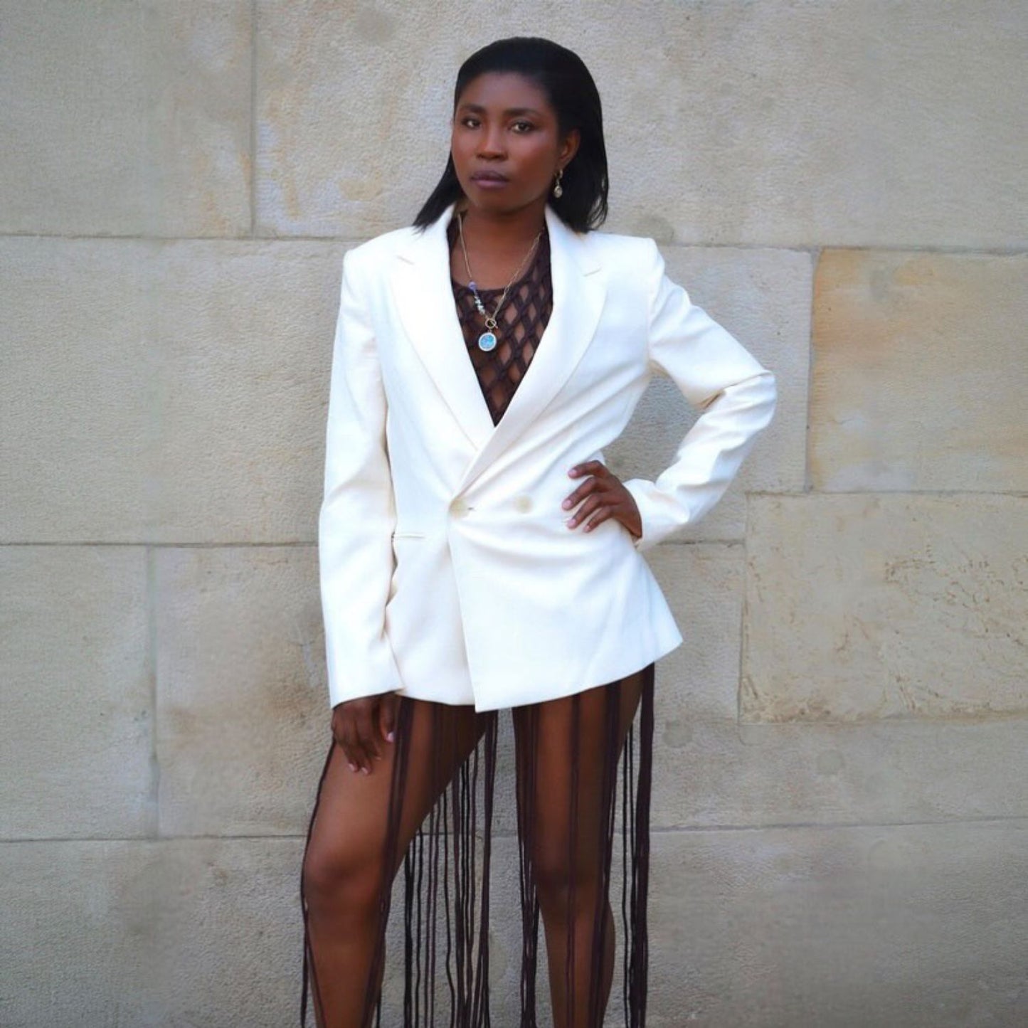 Spalvotojo turmalino vėrinys su paauksuota grandinėle