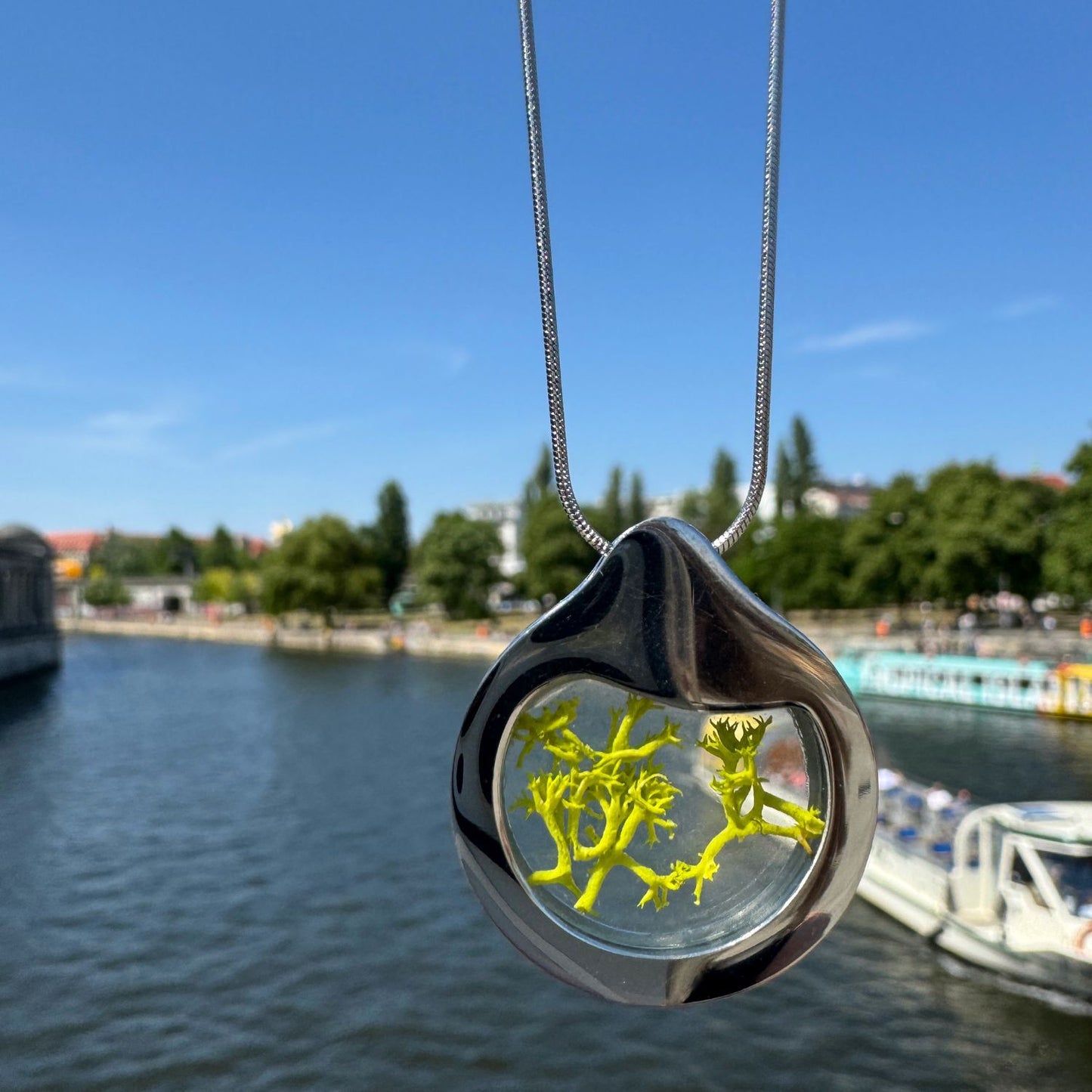 Designer Necklace With Neon Green Moss