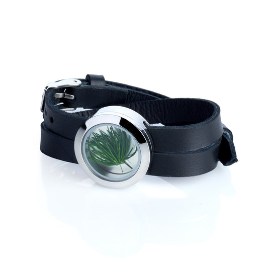 Evergreen Spirit: Pine Needles Leather Bracelet