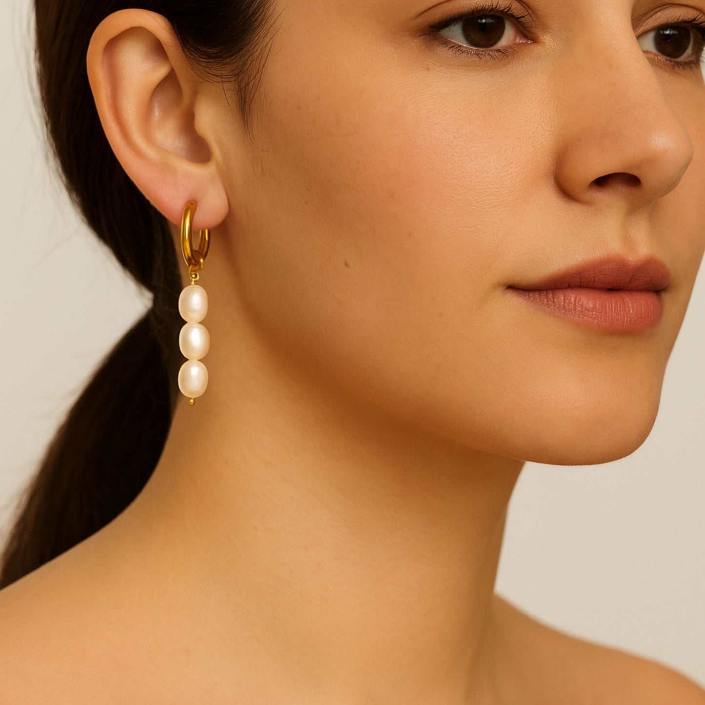 Natural freshwater gold plated pearls earrings with 3 pearls