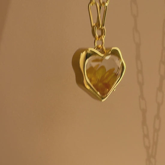 amber necklace