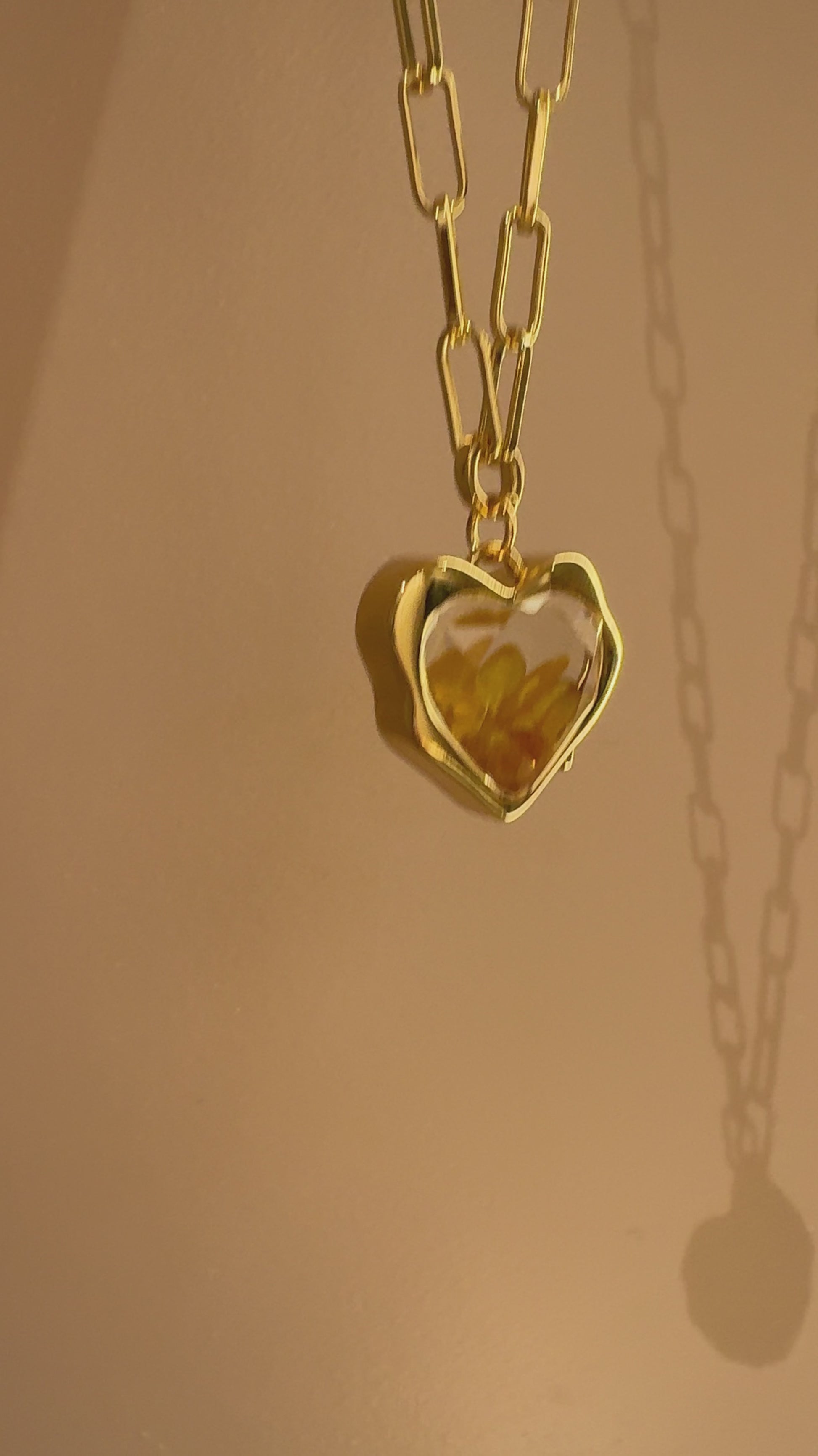 amber necklace