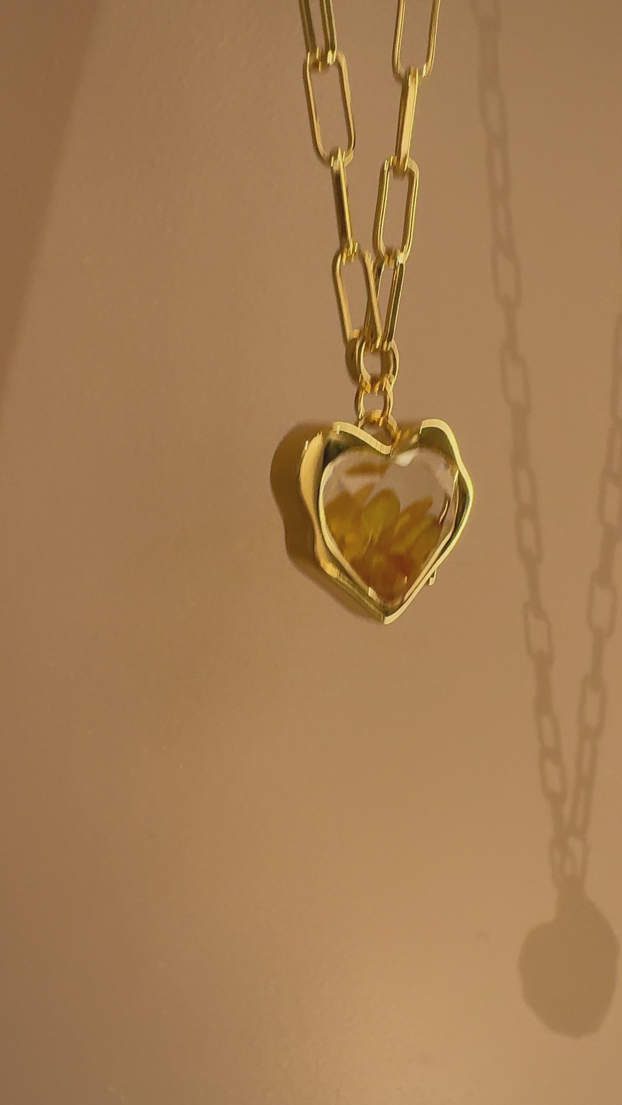 amber necklace