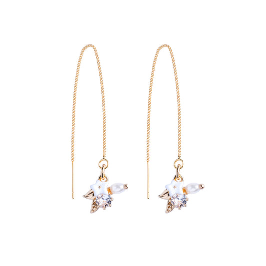 Treaders Earrings With Delicate White Flower And Pearls